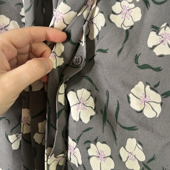 EQUIPMENT x Revolve Luis Silk Floral Blouse | Size S | 100% Silk - Picture 6 of 9